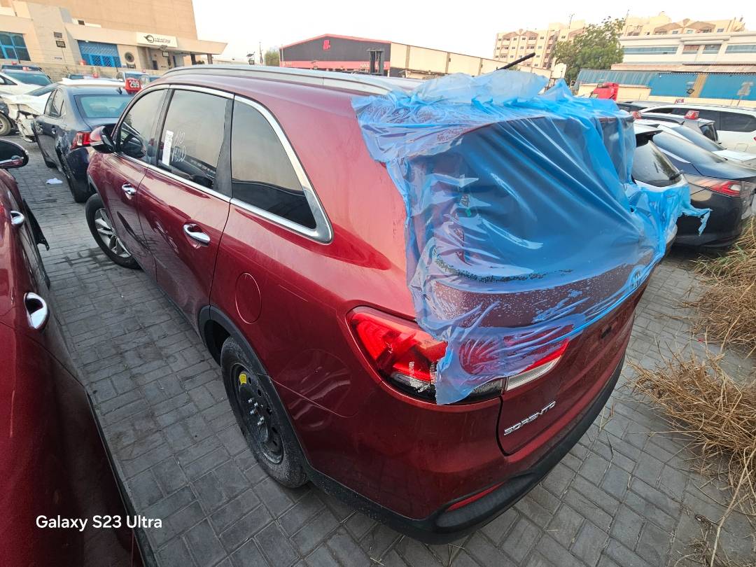 KIA SORENTO 2017 - Marhaba Auction Used Cars - Image 4