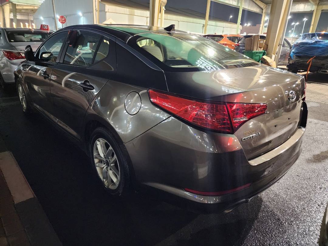 2011 KIA OPTIMA — 99283 Miles — Lot 38292617 - Marhaba Auctions Used Cars - Image 4