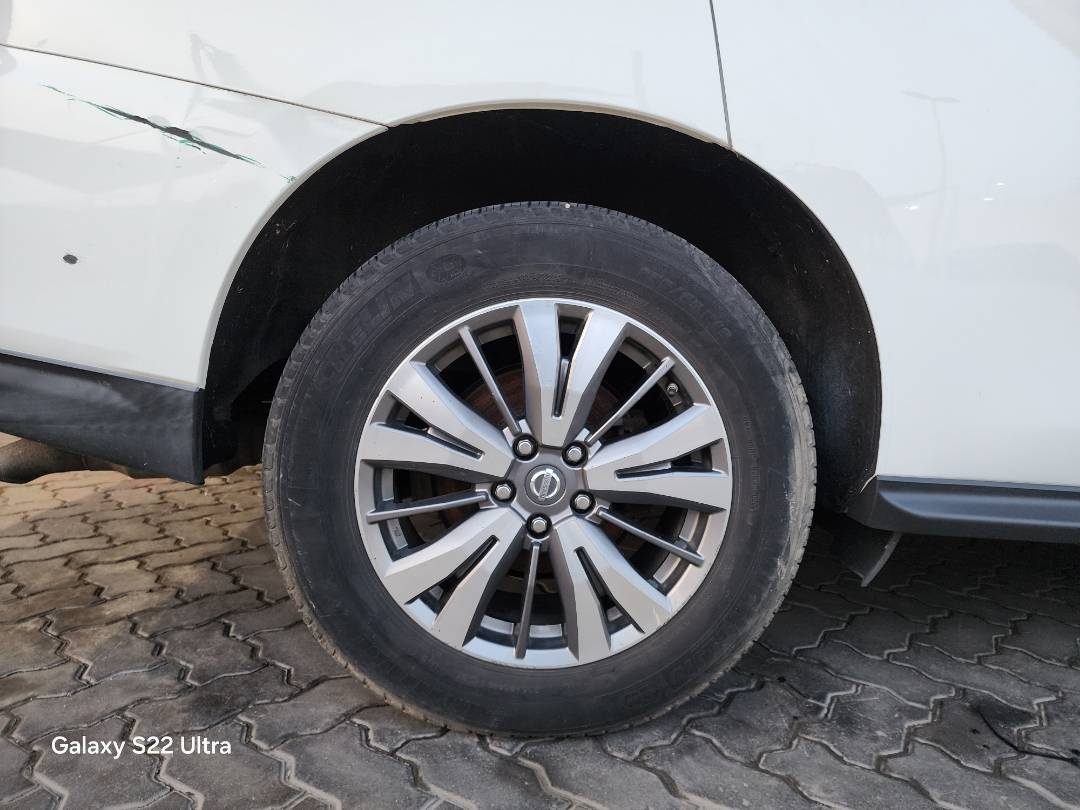 2018 NISSAN PATHFINDER — 107346 Miles — Lot 13183 — Main - Marhaba Auctions Used Cars - Image 13