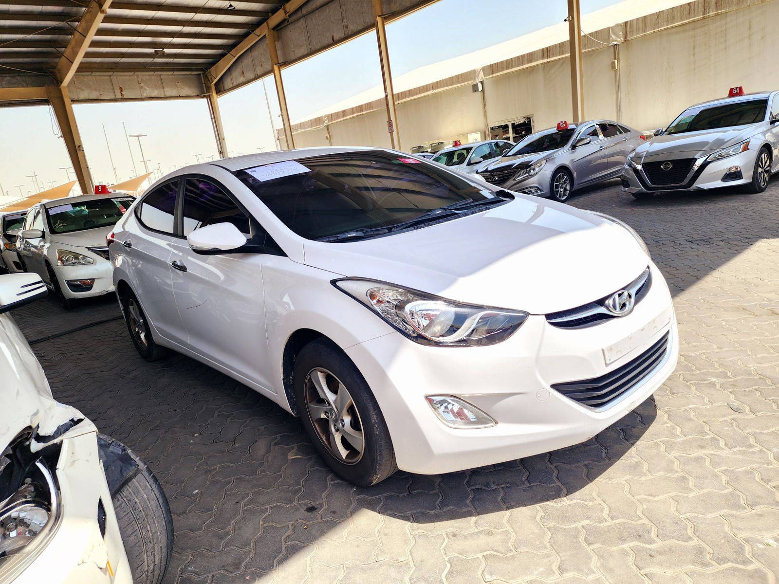 2013 HYUNDAI AVANTE — 147554 KM — Lot 672850 — Souq - Marhaba Auctions Used Cars - Image 4