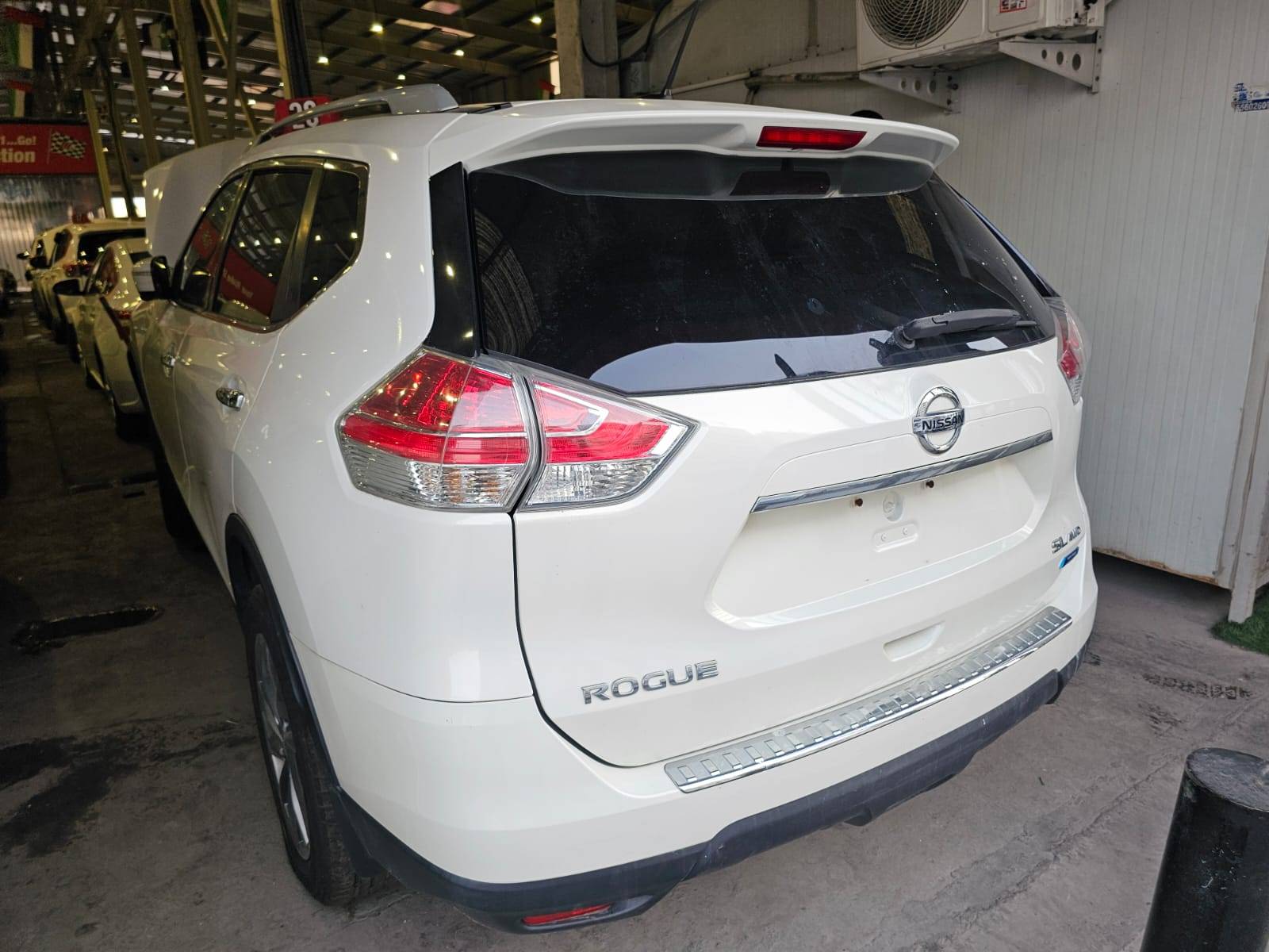 NISSAN ROGUE
