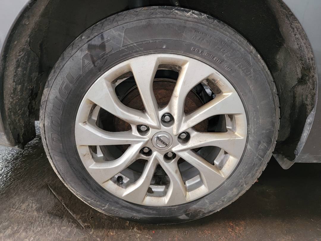 2019 NISSAN SENTRA — 107810 Miles — Lot 80027573 - Marhaba Auctions Used Cars - Image 4