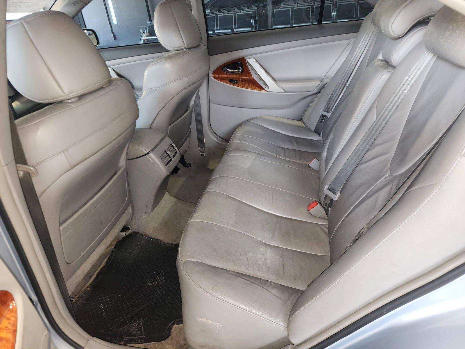 TOYOTA CAMRY 2010 - Marhaba Auction Used Cars - Image 8