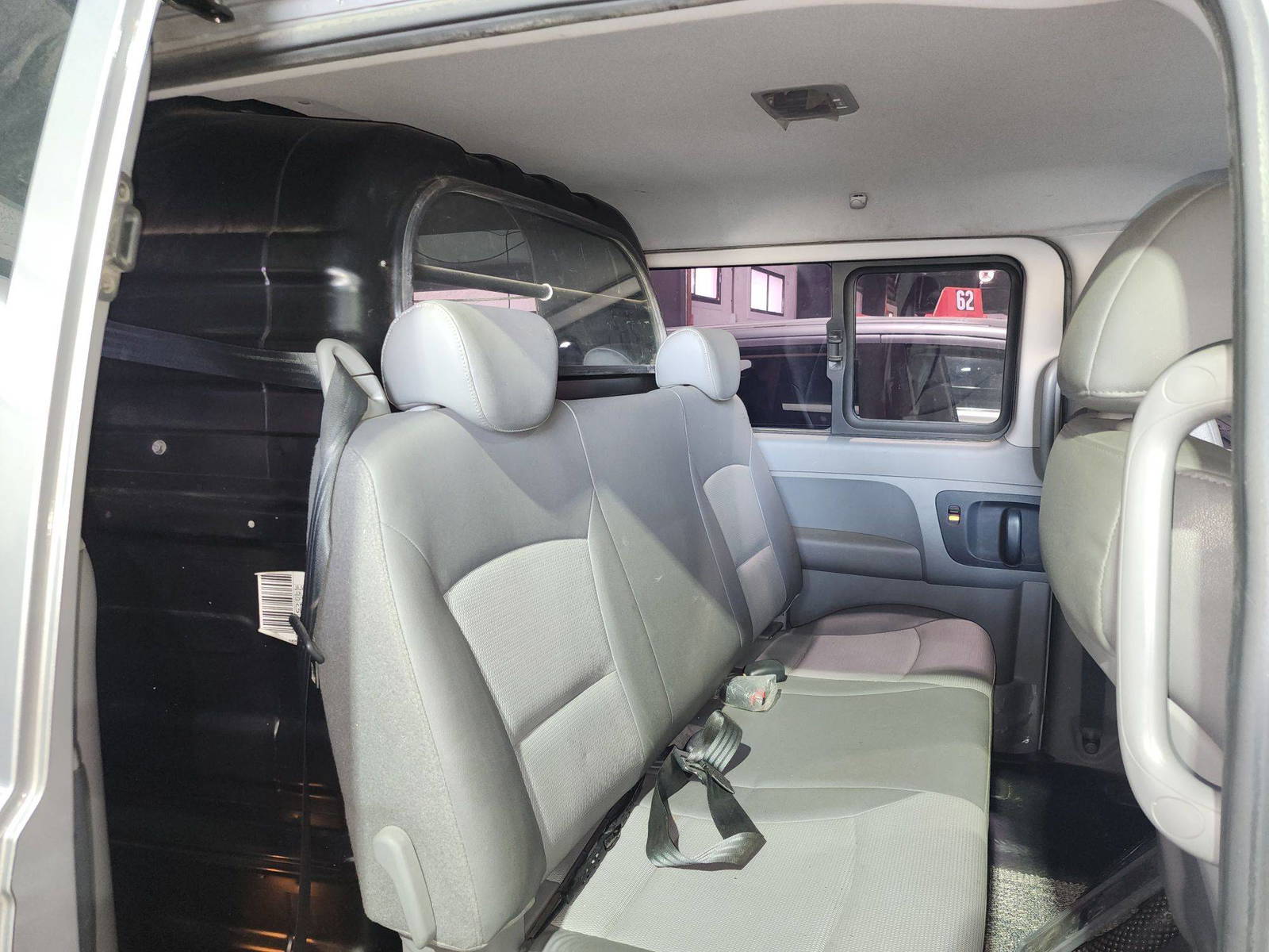 2012 HYUNDAI GRAND STAREX — 153364 KM — Lot 396446 — Main - Marhaba Auctions Used Cars - Image 5