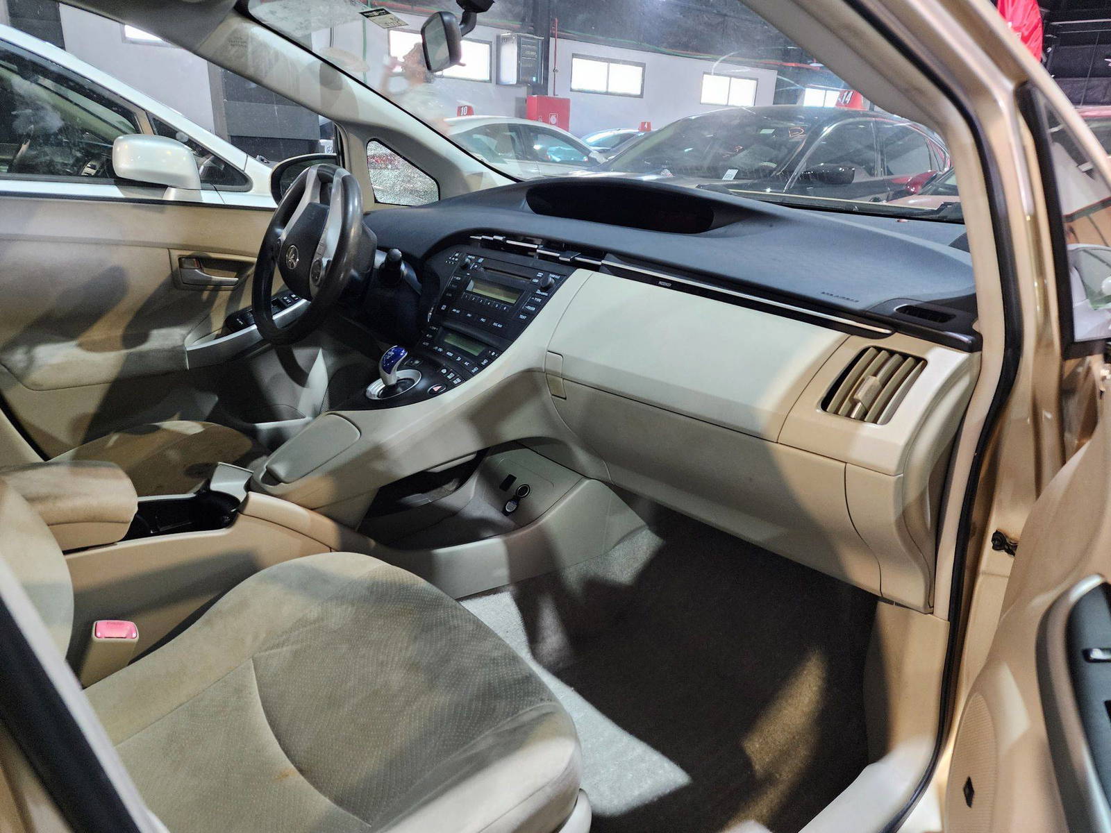 2010 TOYOTA PRIUS — 197715 Miles — Lot 53271904 — Al Quoz - Marhaba Auctions Used Cars - Image 8