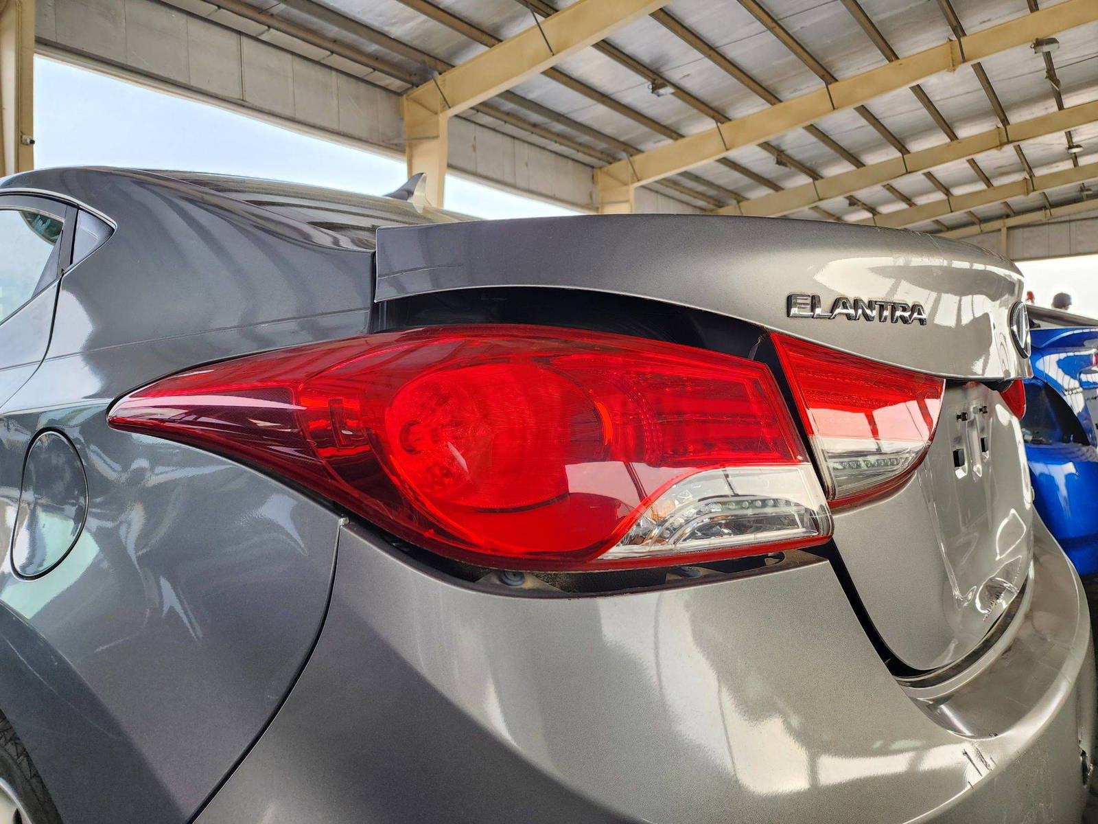 2012 HYUNDAI ELANTRA — 166743 Miles — Lot 57031334 — Souq - Marhaba Auctions Used Cars - Image 12