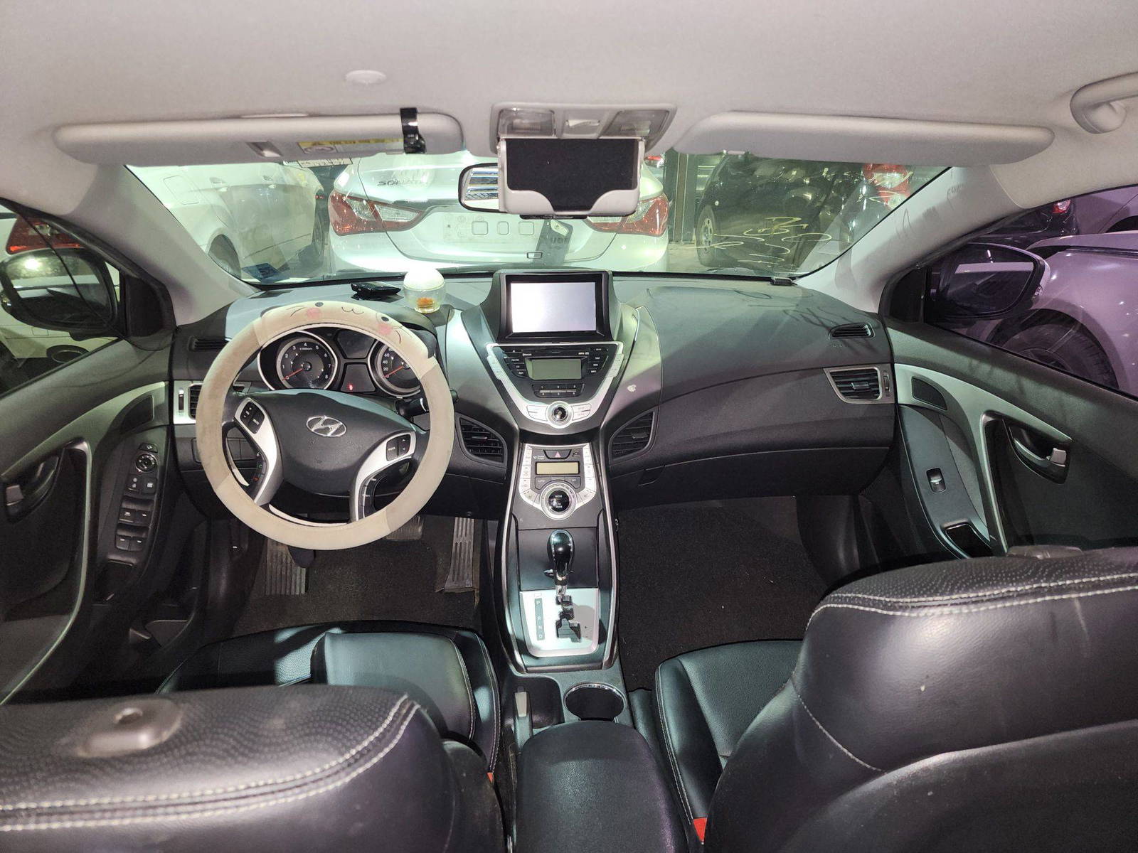 2012 HYUNDAI AVANTE — 132971 KM — Lot 264535 — Al Quoz - Marhaba Auctions Used Cars - Image 8