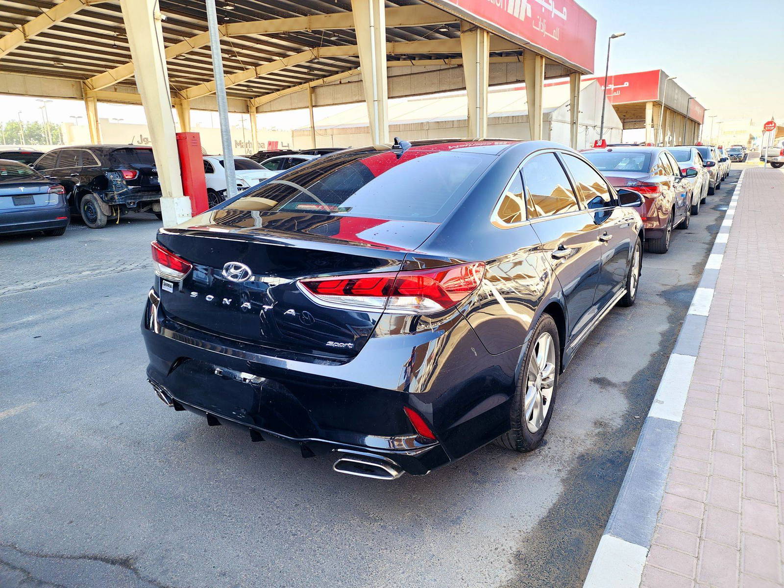 2018 HYUNDAI SONATA — 71076 Miles — Lot AF6JH701105 — Souq - Marhaba Auctions Used Cars - Image 4