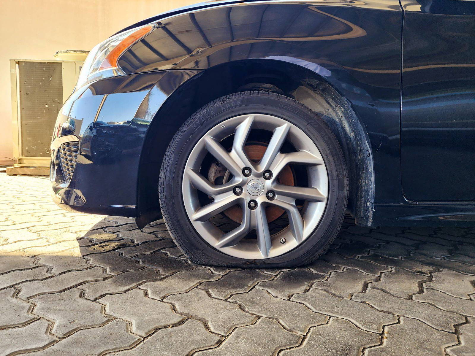 2014 NISSAN SENTRA — 148520 KM — Lot 71614224 — Souq - Marhaba Auctions Used Cars - Image 11