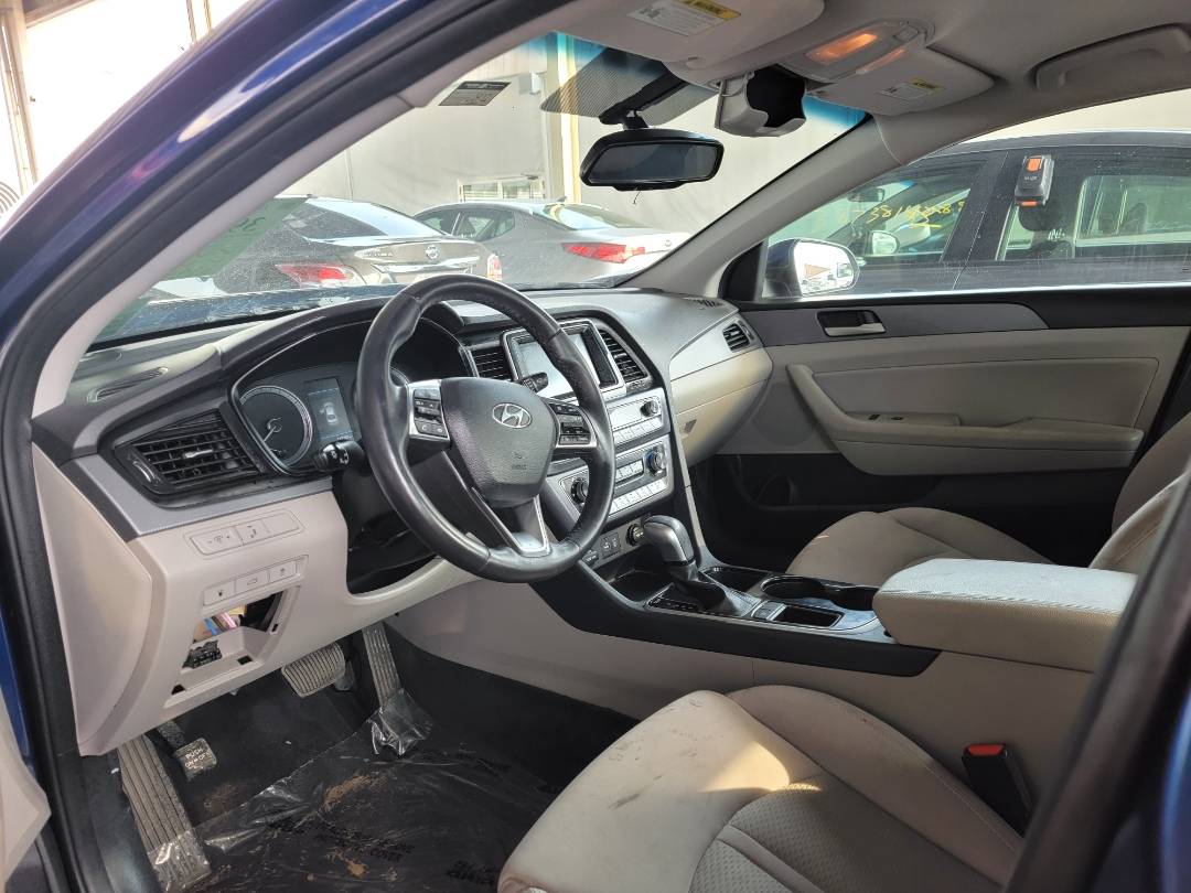 2018 HYUNDAI SONATA — 117247 Miles — Lot 39057570 — Souq - Marhaba Auctions Used Cars - Image 6