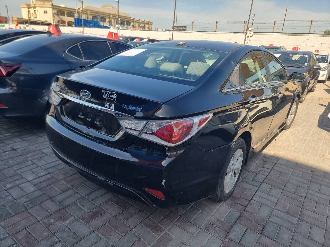 HYUNDAI SONATA 2015 - Marhaba Auction Used Cars - Image 5