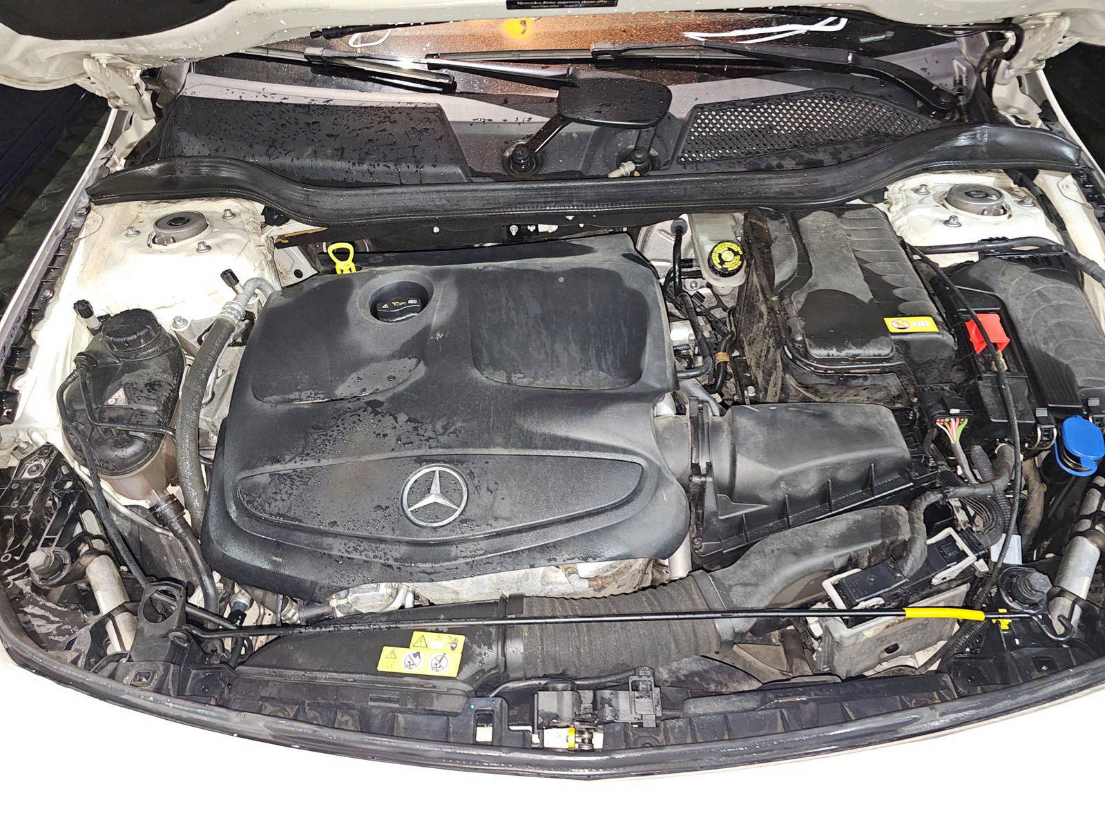 2017 MERCEDES BENZ CLA 250 — 127277 Miles — Lot 7HN416896 — Ind. 12 - Marhaba Auctions Used Cars - Image 12