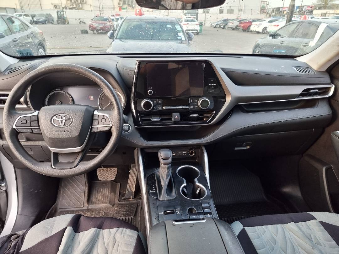 2023 TOYOTA HIGHLANDER — 9127 Miles — Lot 67564154 — Main - Marhaba Auctions Used Cars - Image 8