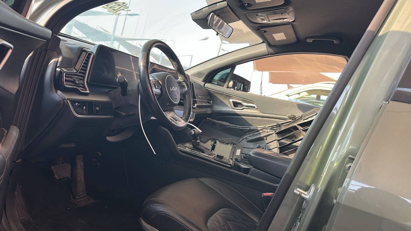 2023 KIA SPORTAGE — sold — 127835 Miles — Lot F6PG016767 — Souq - Marhaba Auctions Used Cars - Image 6