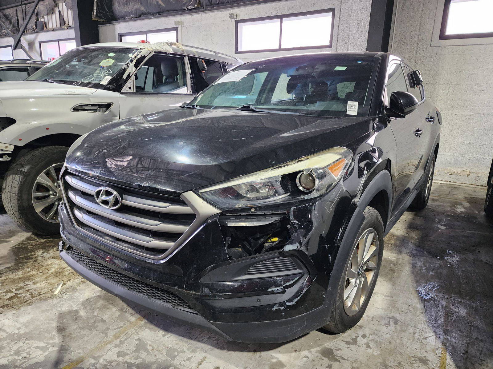 2016 HYUNDAI TUCSON — 126582 Miles — Lot 41581985 — Ind. 12 - Marhaba Auctions Used Cars - Image 5