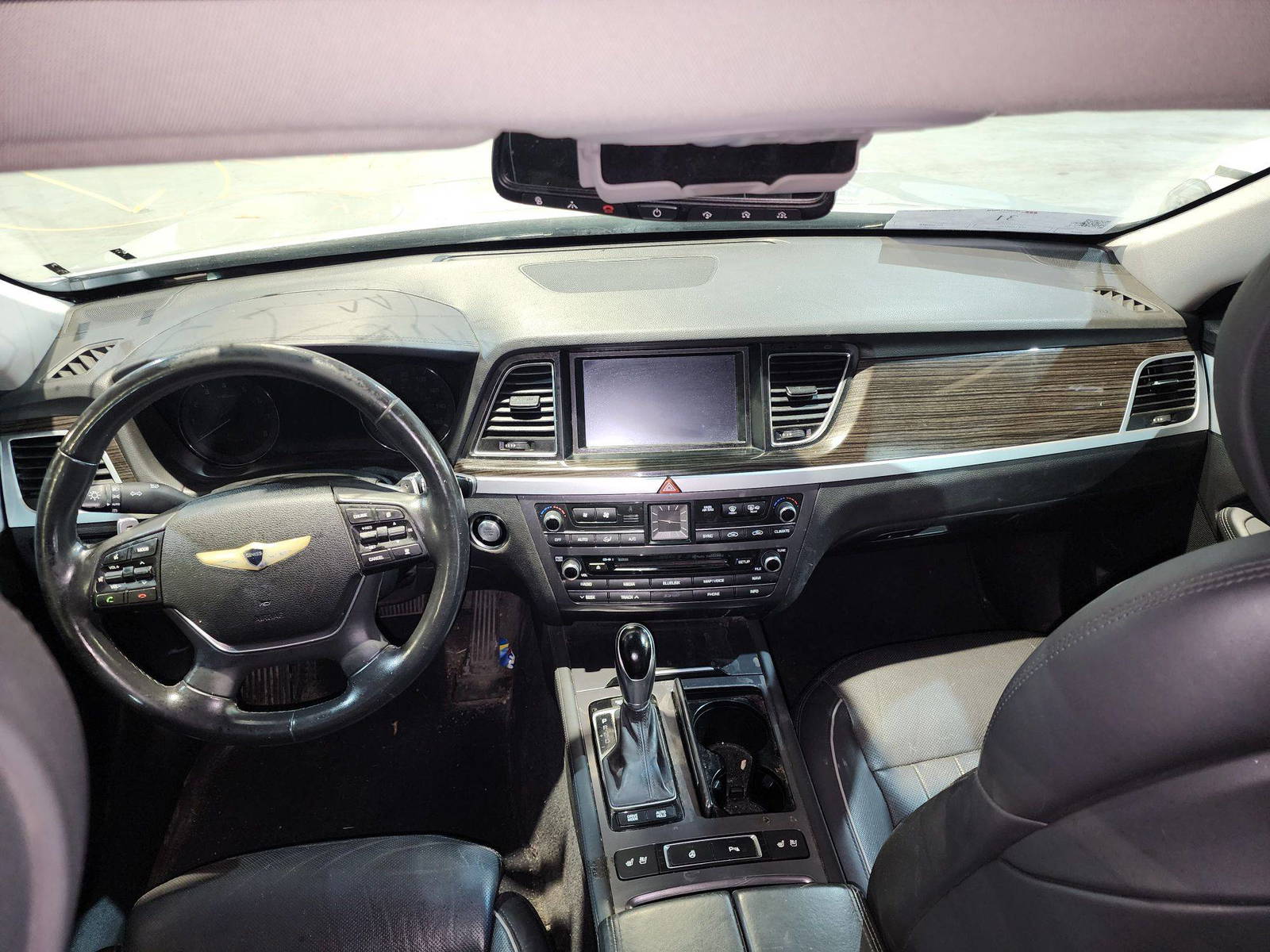 HYUNDAI GENESIS 2015 - Marhaba Auction Used Cars - Image 8