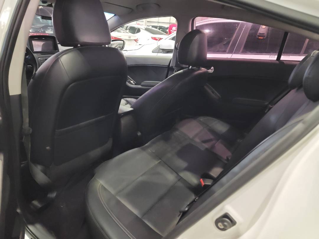 2013 KIA K3 — 323431 KM — Lot BDA132384 — Main - Marhaba Auctions Used Cars - Image 6