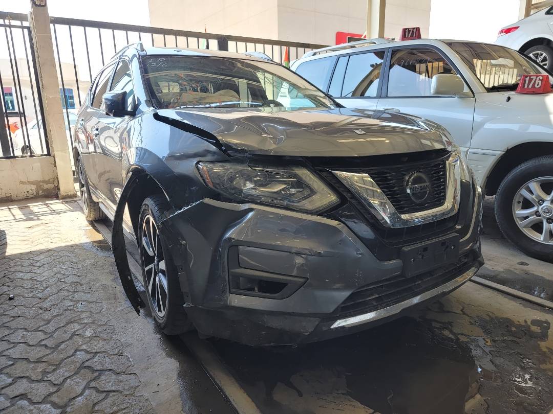2018 NISSAN ROGUE — 88448 Miles — Lot 41197554 — Main - Marhaba Auctions Used Cars - Image 4