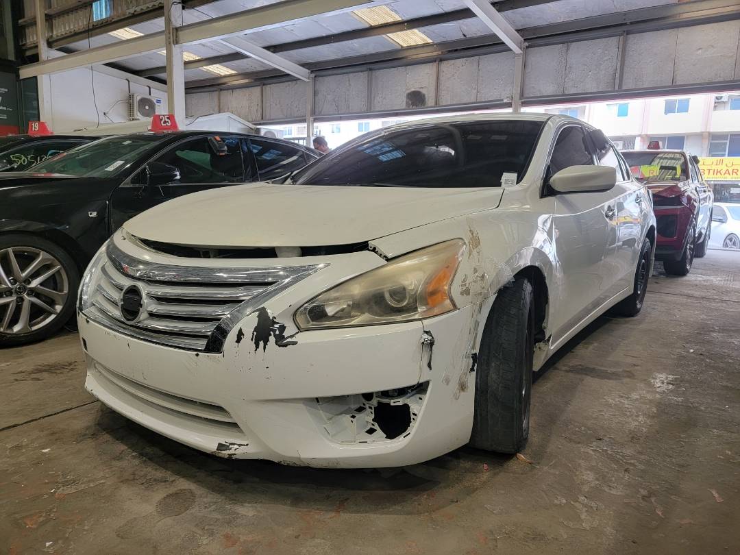 2015 NISSAN ALTIMA — 110961 Miles — Lot FC268396 — Main - Marhaba Auctions Used Cars - Image 5