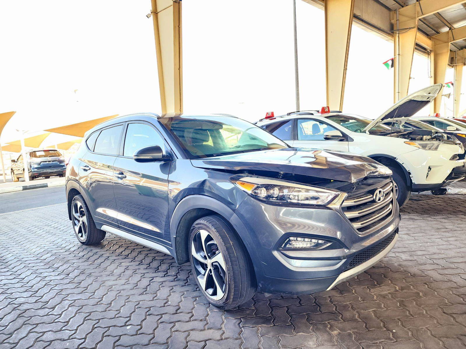 2018 HYUNDAI TUCSON — 105324 Miles — Lot 30997 — Souq - Marhaba Auctions Used Cars - Image 5