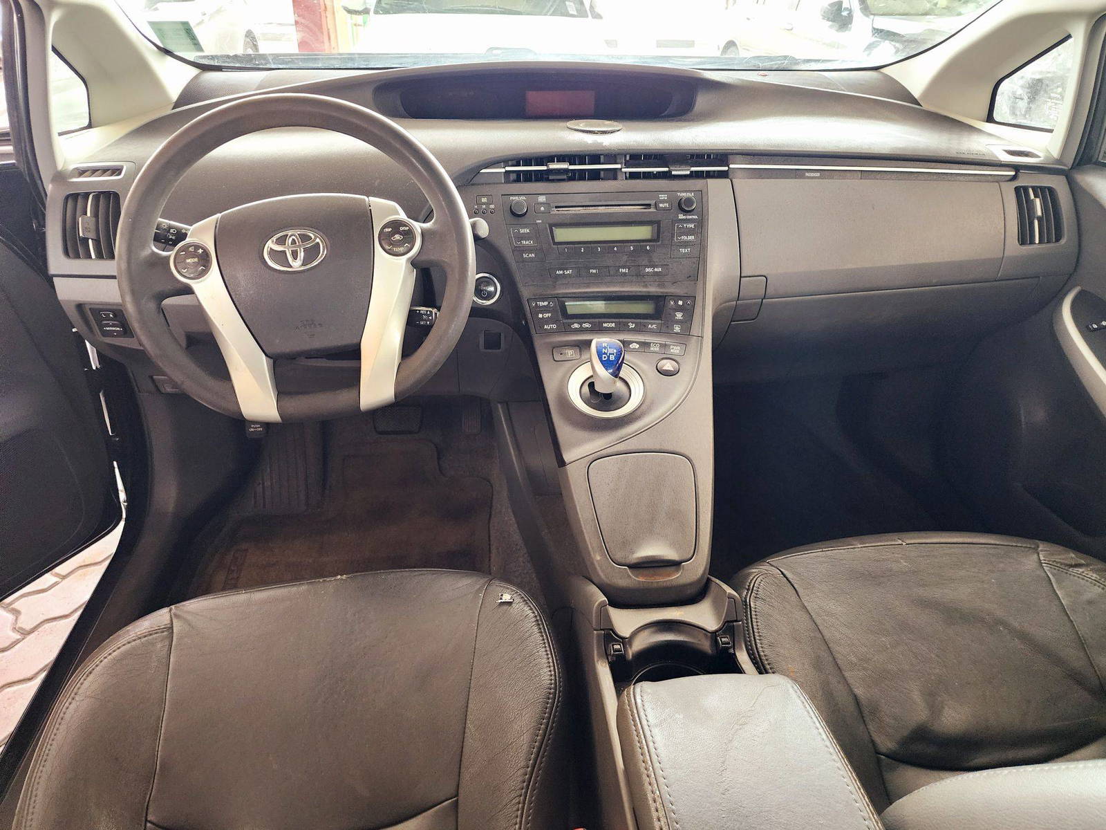 2010 TOYOTA PRIUS — 190399 Miles — Lot 80872364 — Souq - Marhaba Auctions Used Cars - Image 7