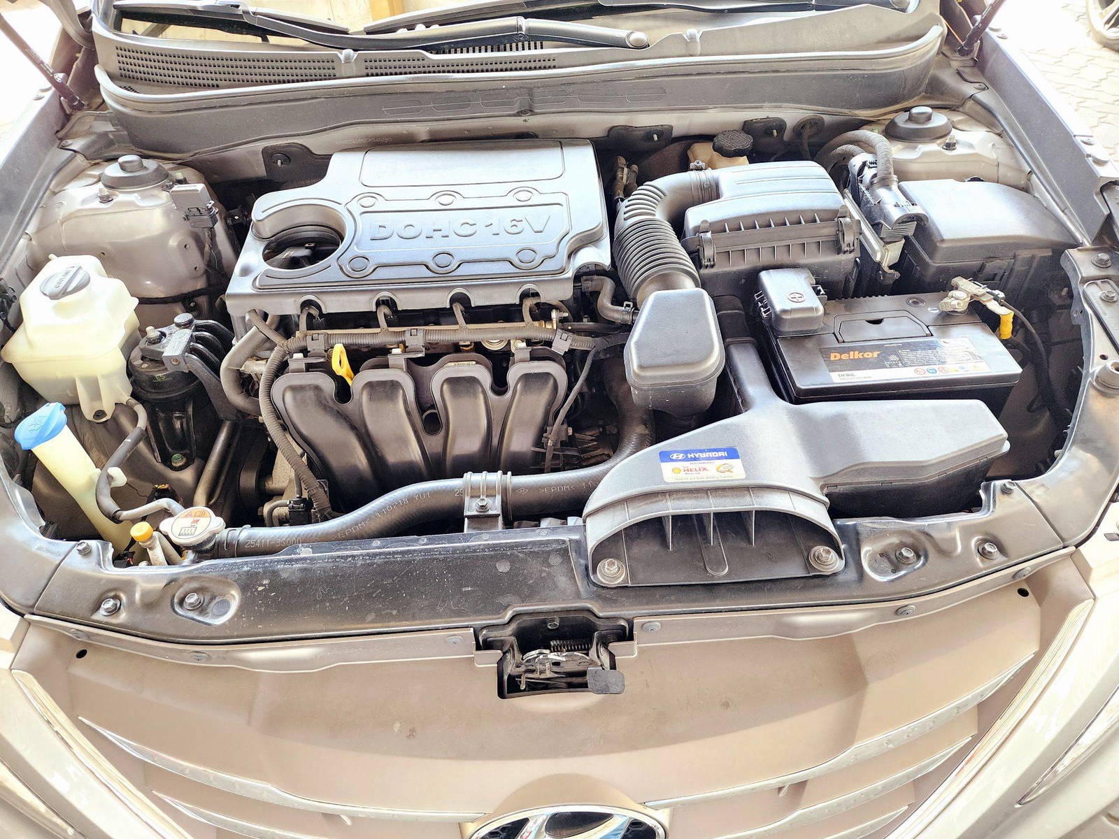 2012 HYUNDAI SONATA — 93072 KM — Lot 346280 — Souq - Marhaba Auctions Used Cars - Image 11