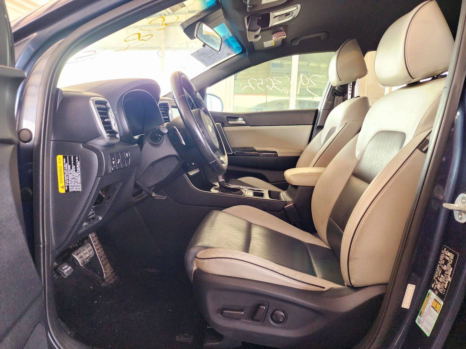 2019 KIA SPORTAGE — 121465 Miles — Lot XK7607 — Souq - Marhaba Auctions Used Cars - Image 8