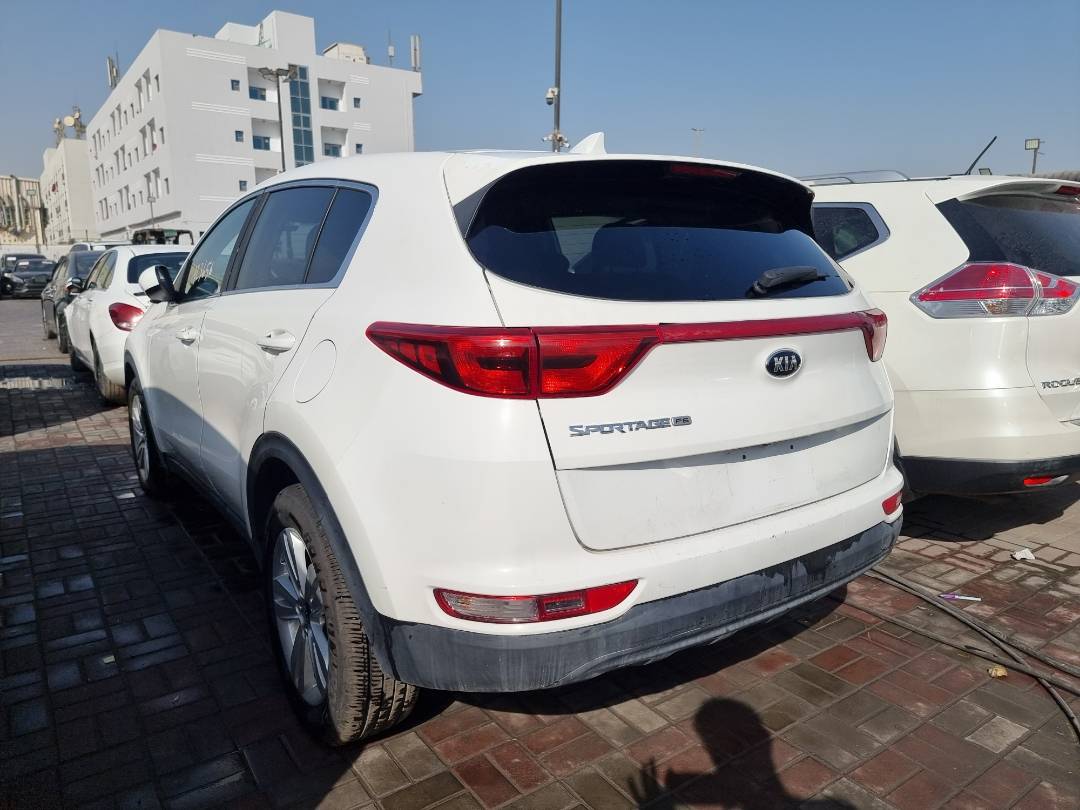 2018 KIA SPORTAGE — 123656 Miles — Lot 215478 — Main - Marhaba Auctions Used Cars - Image 9
