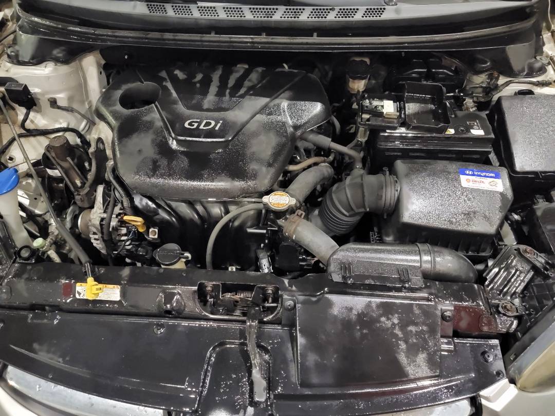 HYUNDAI AVANTE 2011 - Marhaba Auction Used Cars - Image 10