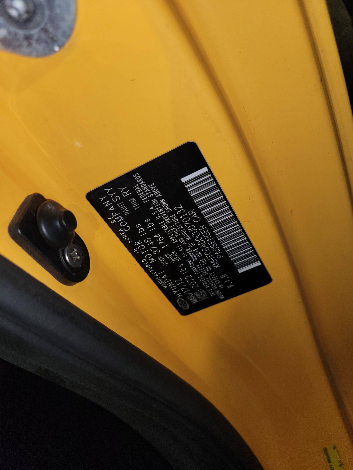 HYUNDAI VELOSTER 2012 - Marhaba Auction Used Cars - Image 10