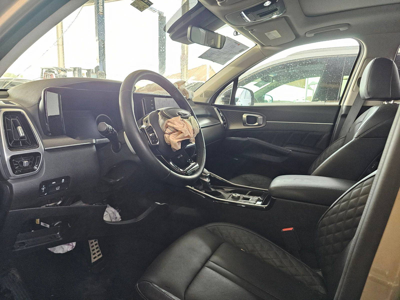 2021 KIA SORENTO — 66550 Miles — Lot 59187635 — Souq - Marhaba Auctions Used Cars - Image 9