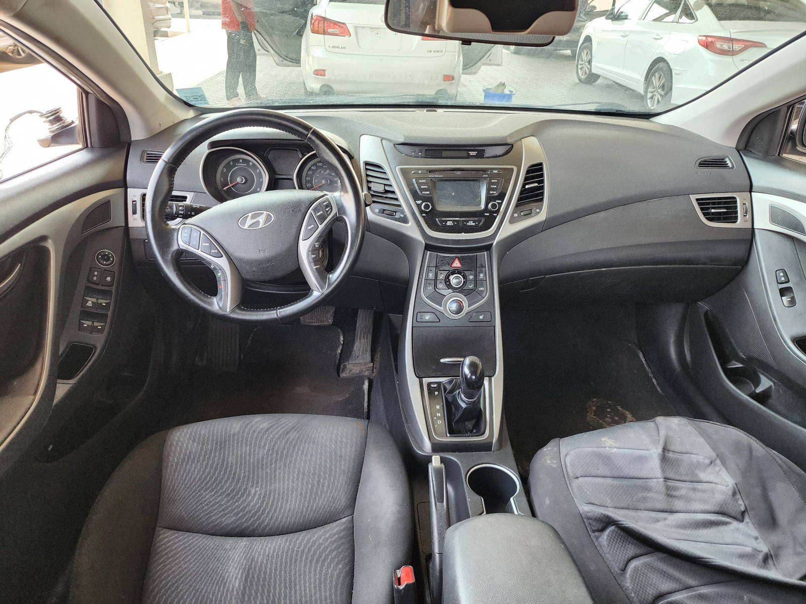 2015 HYUNDAI ELANTRA — 216026 KM — Lot 262594 — Main - Marhaba Auctions Used Cars - Image 7