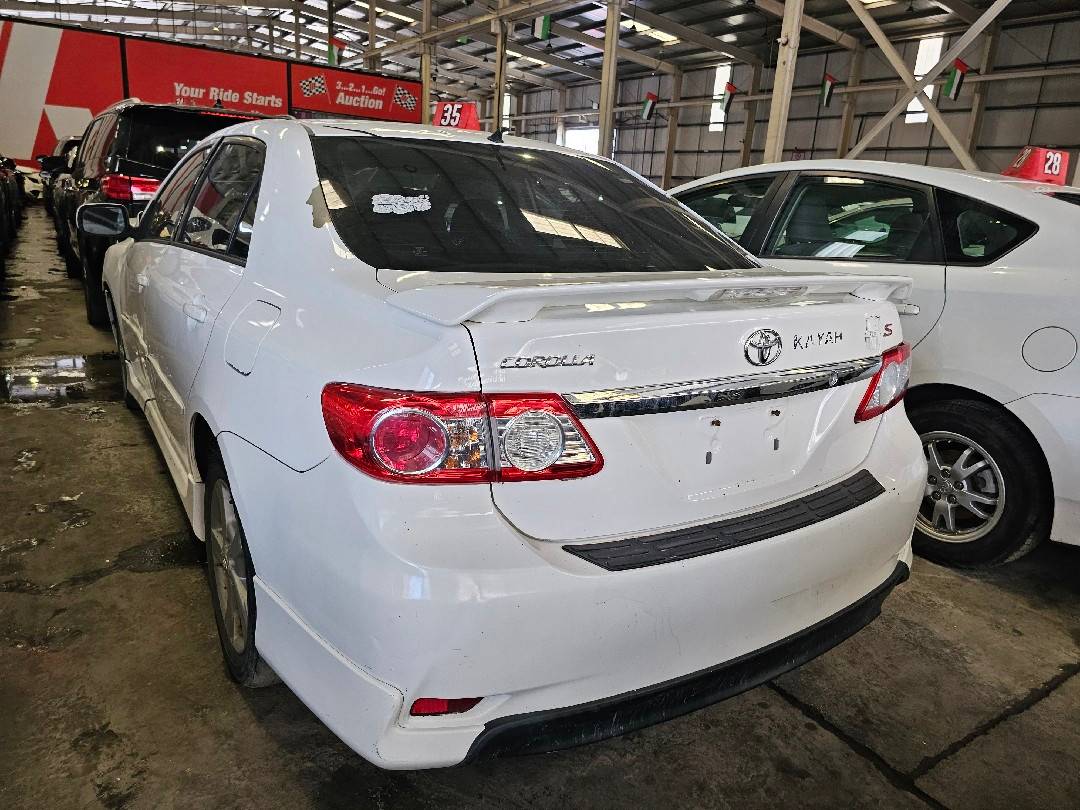 TOYOTA COROLLA