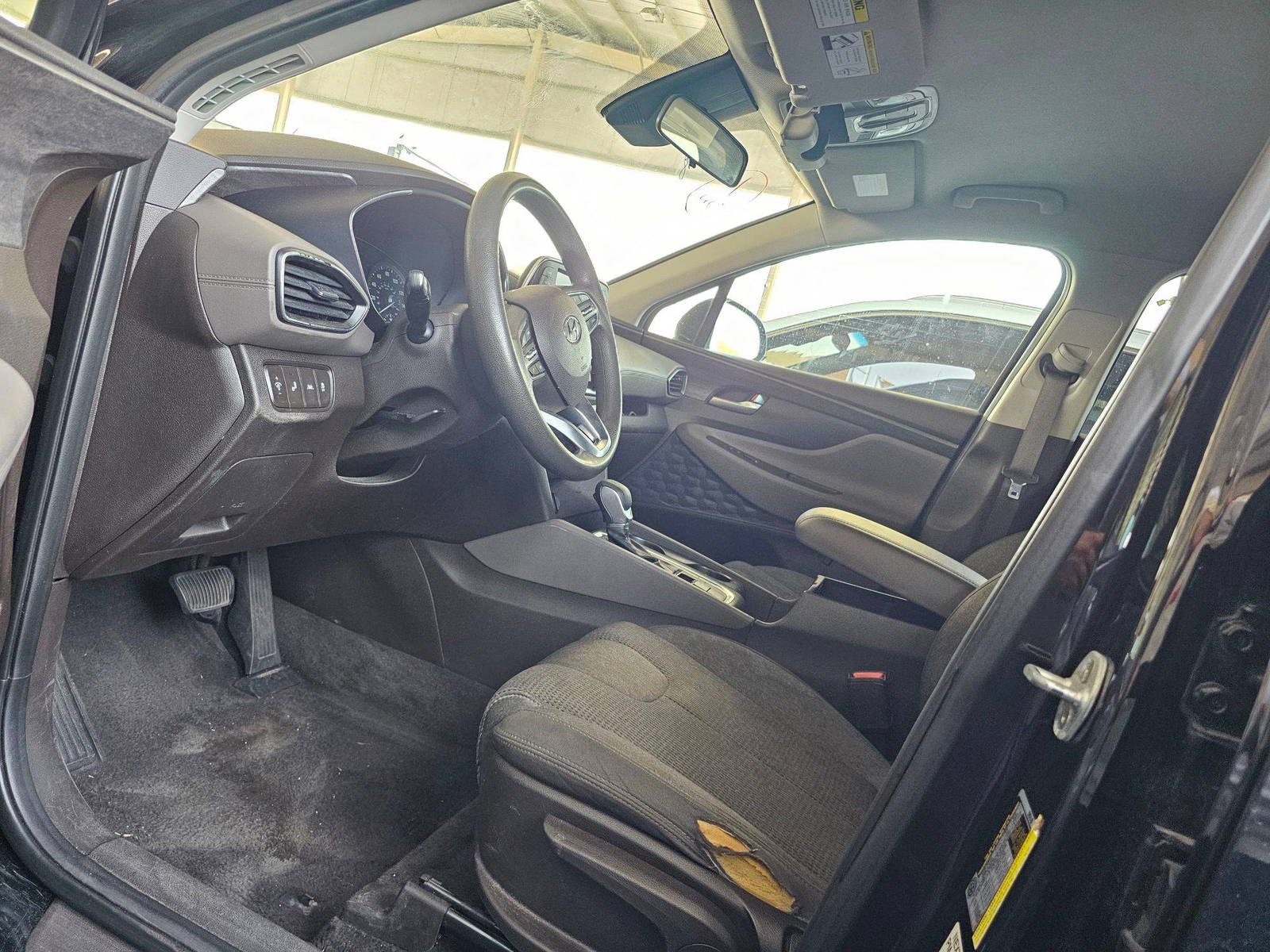 HYUNDAI SANTA FE 2019 - Marhaba Auction Used Cars - Image 8