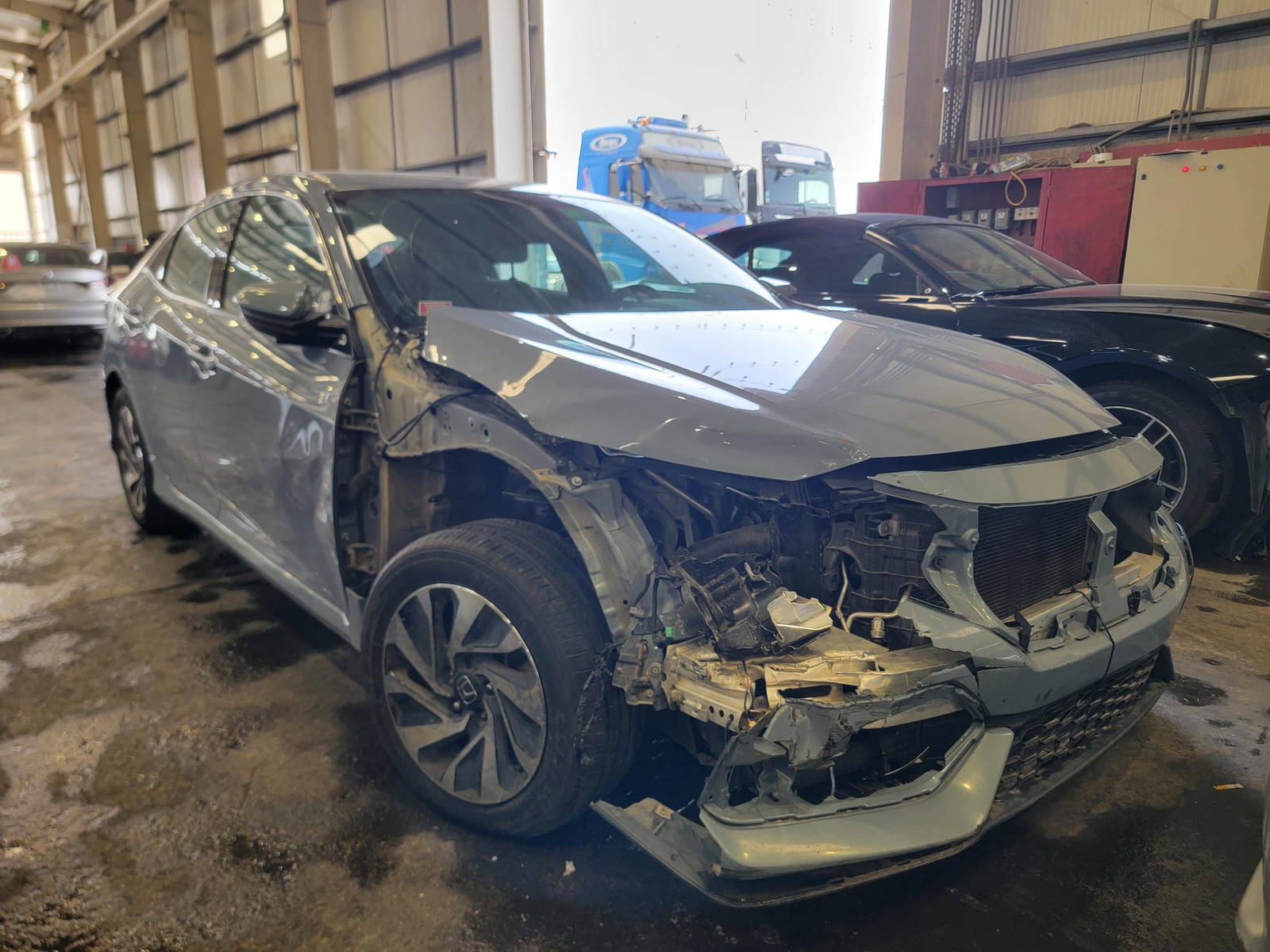 2017 HONDA CIVIC — 208384 Miles — Lot HU417788 — Main - Marhaba Auctions Used Cars - Image 6
