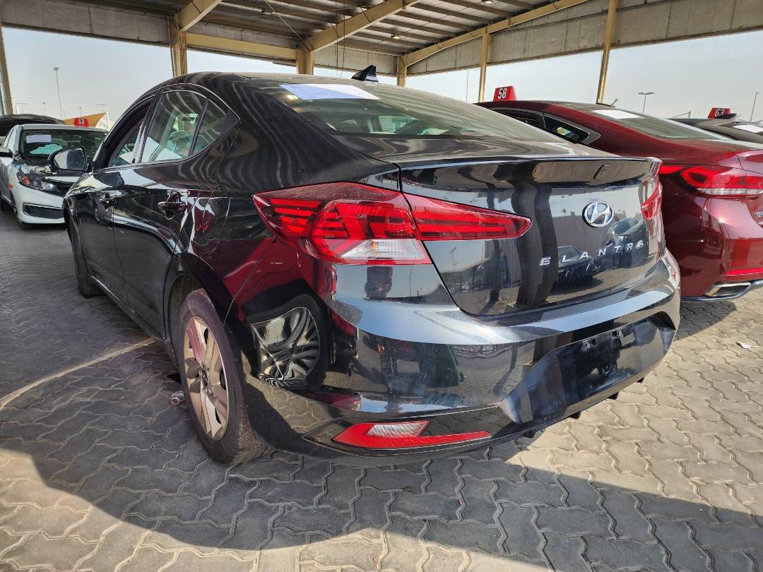 2020 HYUNDAI ELANTRA — 135629 Miles — Lot 44792044 — Souq - Marhaba Auctions Used Cars - Image 3