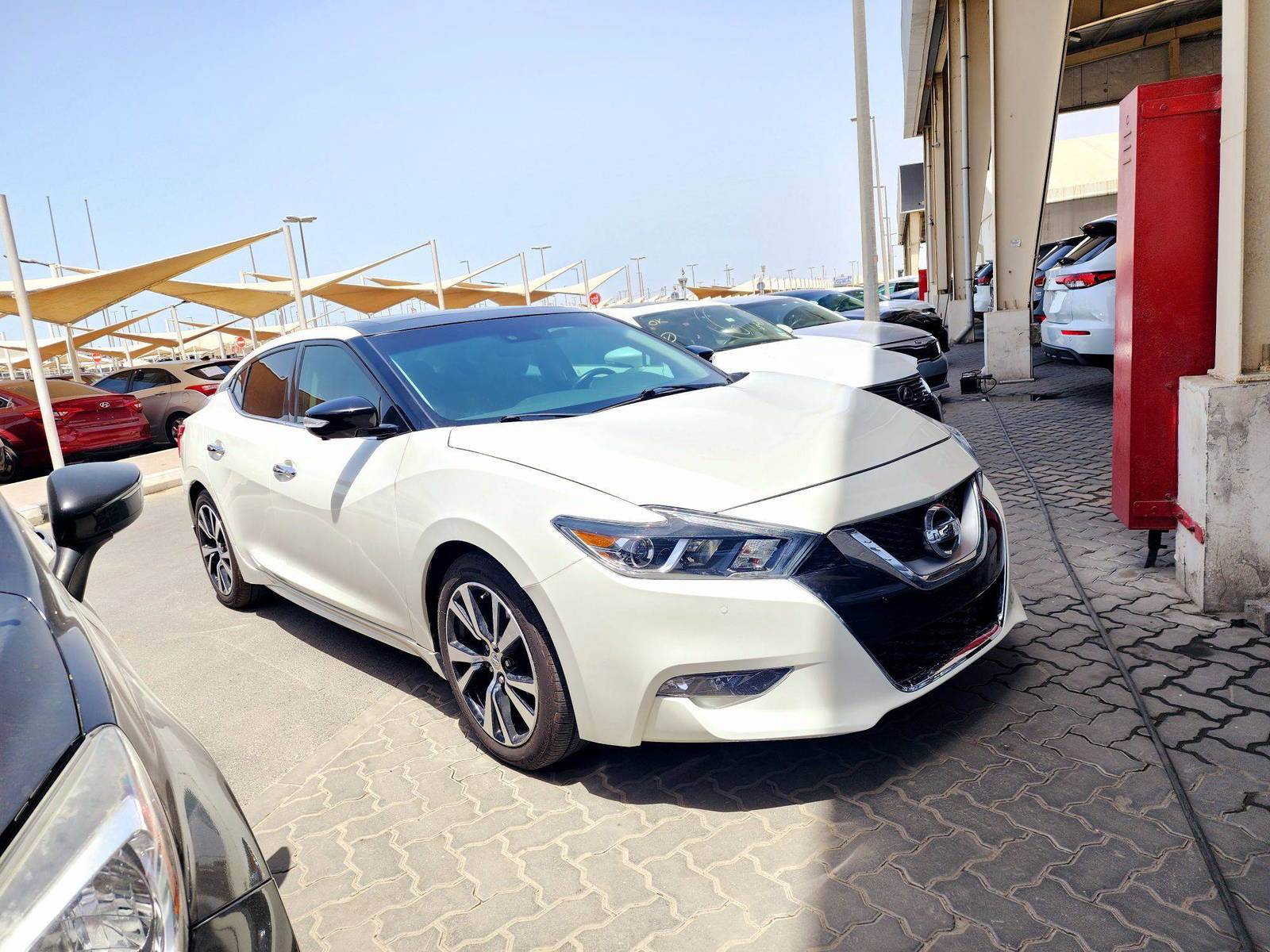 2017 NISSAN MAXIMA — 101038 Miles — Lot HC445609 — Souq - Marhaba Auctions Used Cars - Image 4