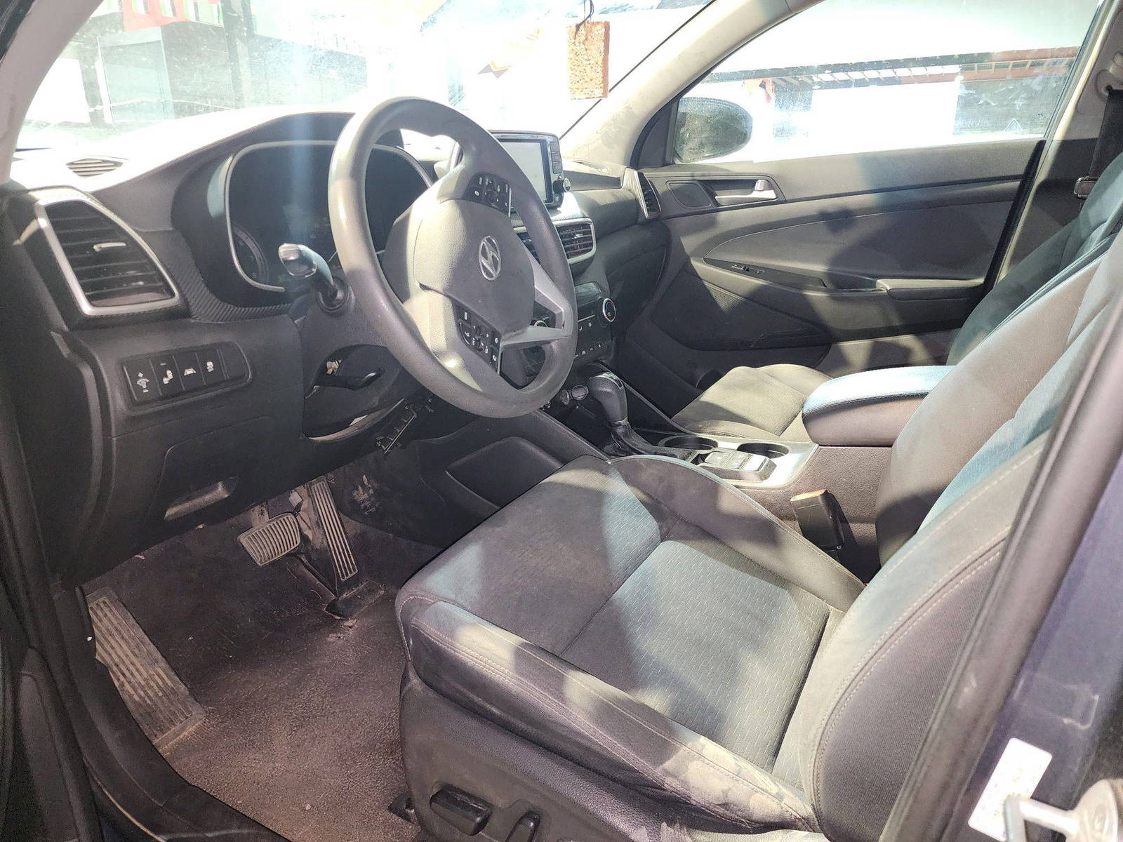 2019 HYUNDAI TUCSON — 122444 Miles — Lot 41179633 — Souq - Marhaba Auctions Used Cars - Image 9