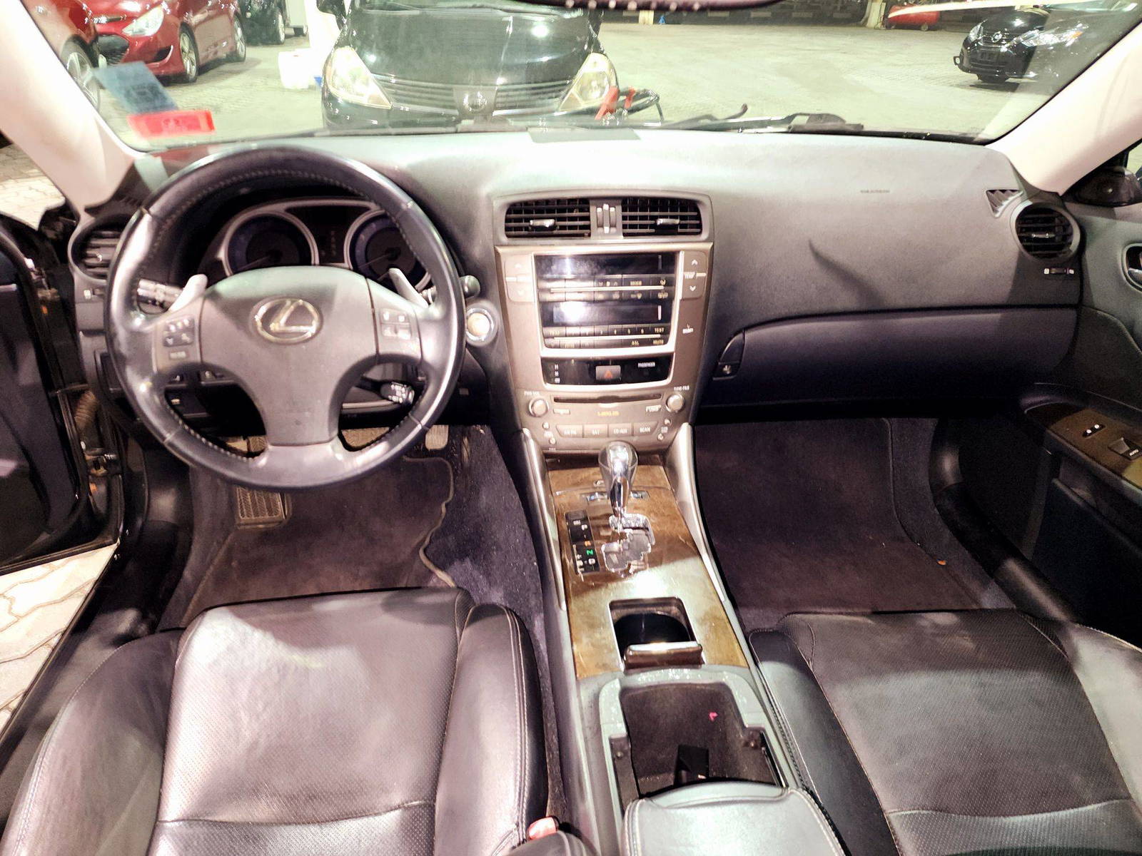 2010 LEXUS IS 250 — 137775 Miles — Lot 64392234 — Souq - Marhaba Auctions Used Cars - Image 7