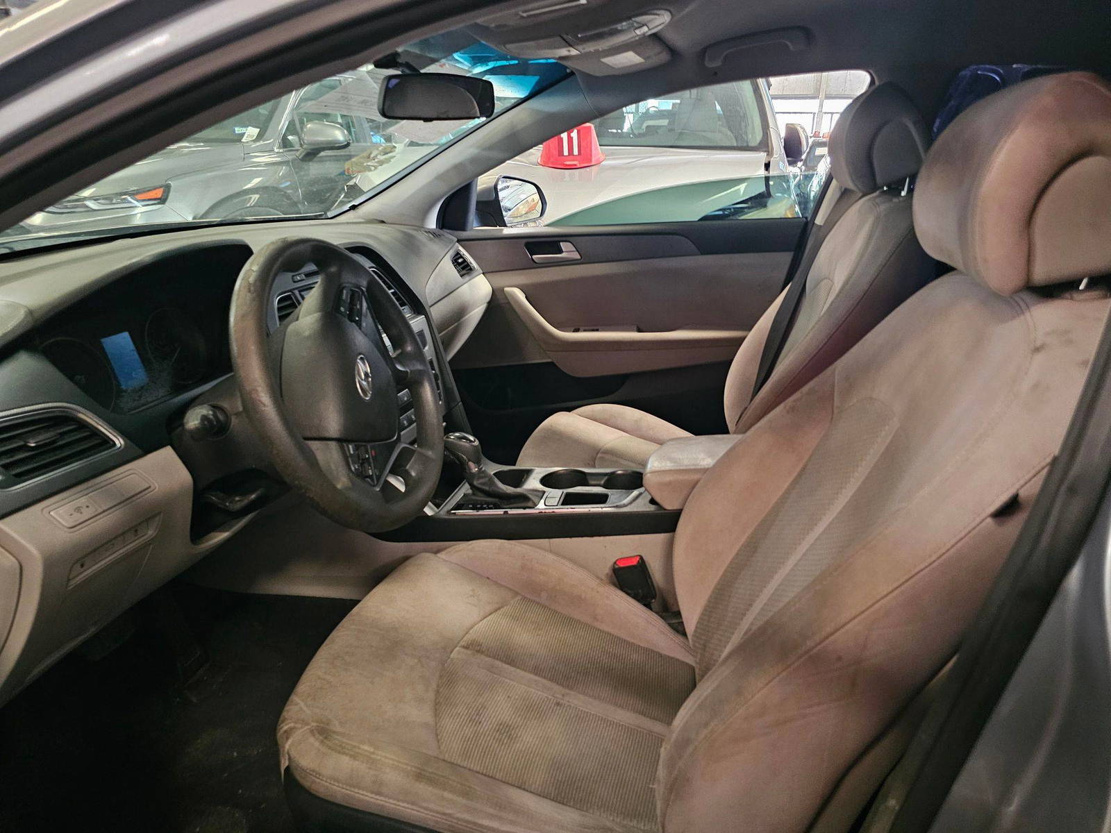 HYUNDAI SONATA 2015 - Marhaba Auction Used Cars - Image 8
