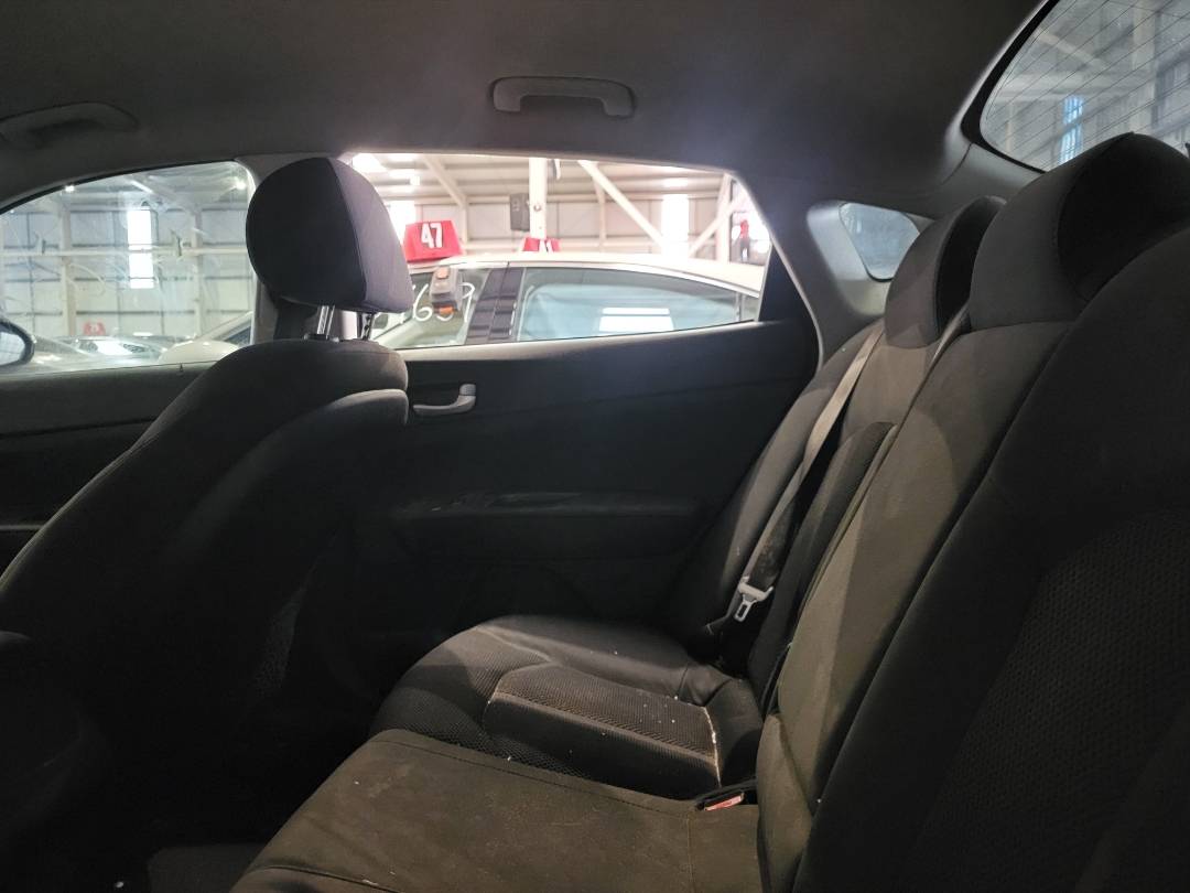 2019 KIA OPTIMA — 148602 Miles — Lot KG297824 — Main - Marhaba Auctions Used Cars - Image 8