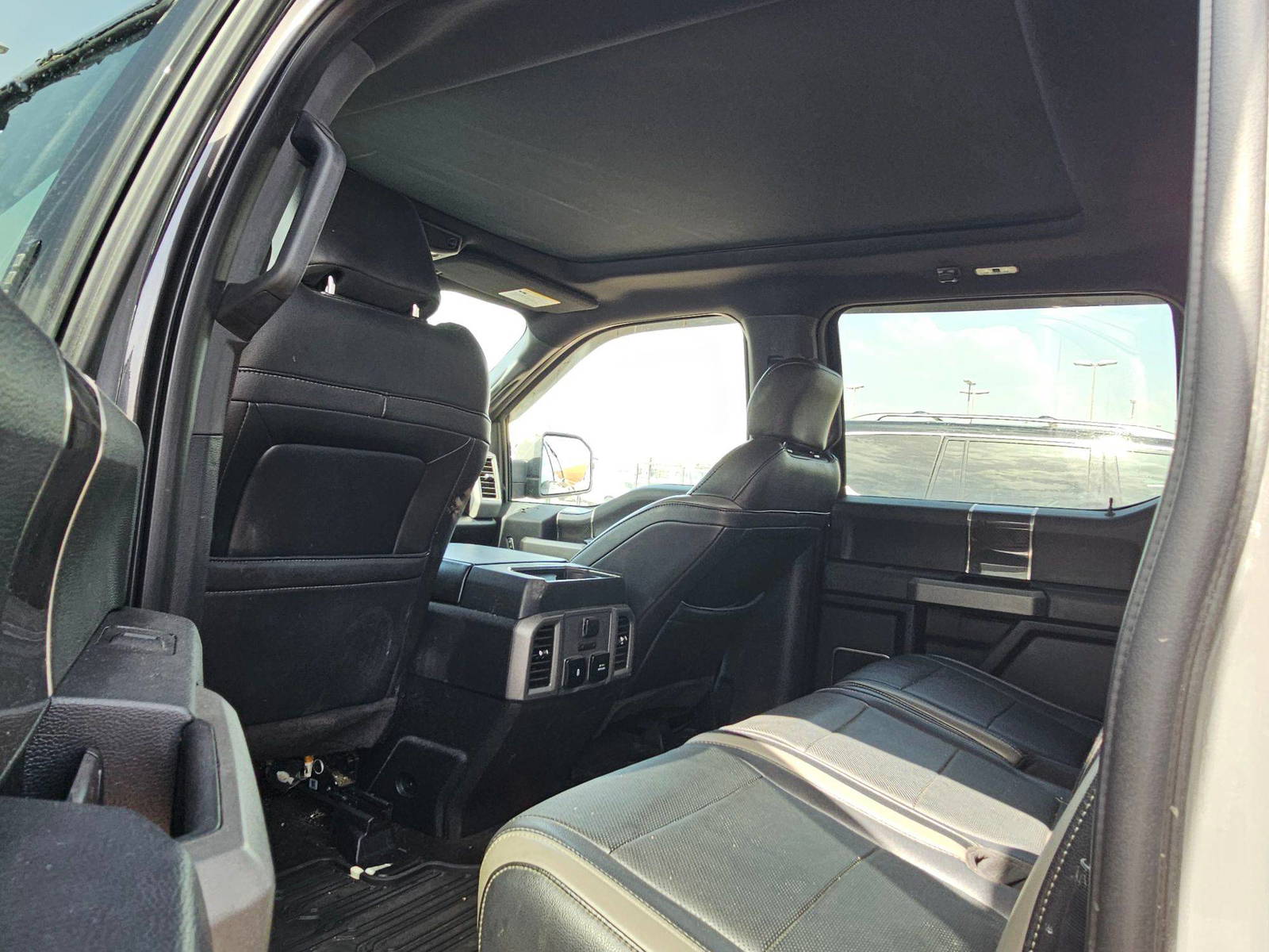 FORD F150 - Raptor 2018 - Marhaba Auction Used Cars - Image 7