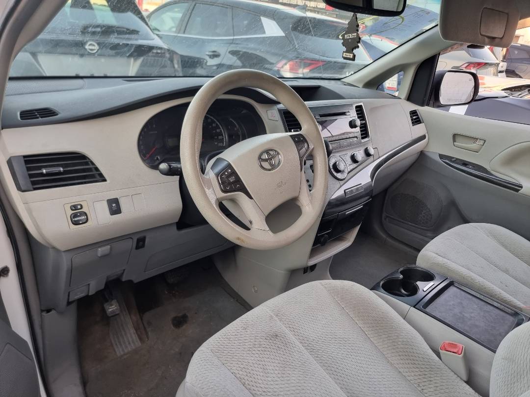 2011 TOYOTA SIENNA — 208054 Miles — Lot S145786 — Ind. 12 - Marhaba Auctions Used Cars - Image 7