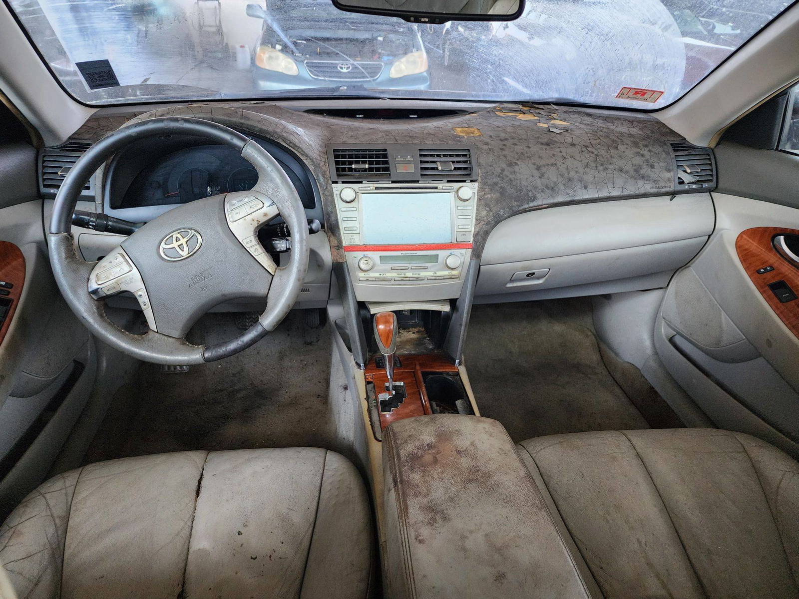 2010 TOYOTA CAMRY — 174396 Miles — Lot 76861323 — Main - Marhaba Auctions Used Cars - Image 7