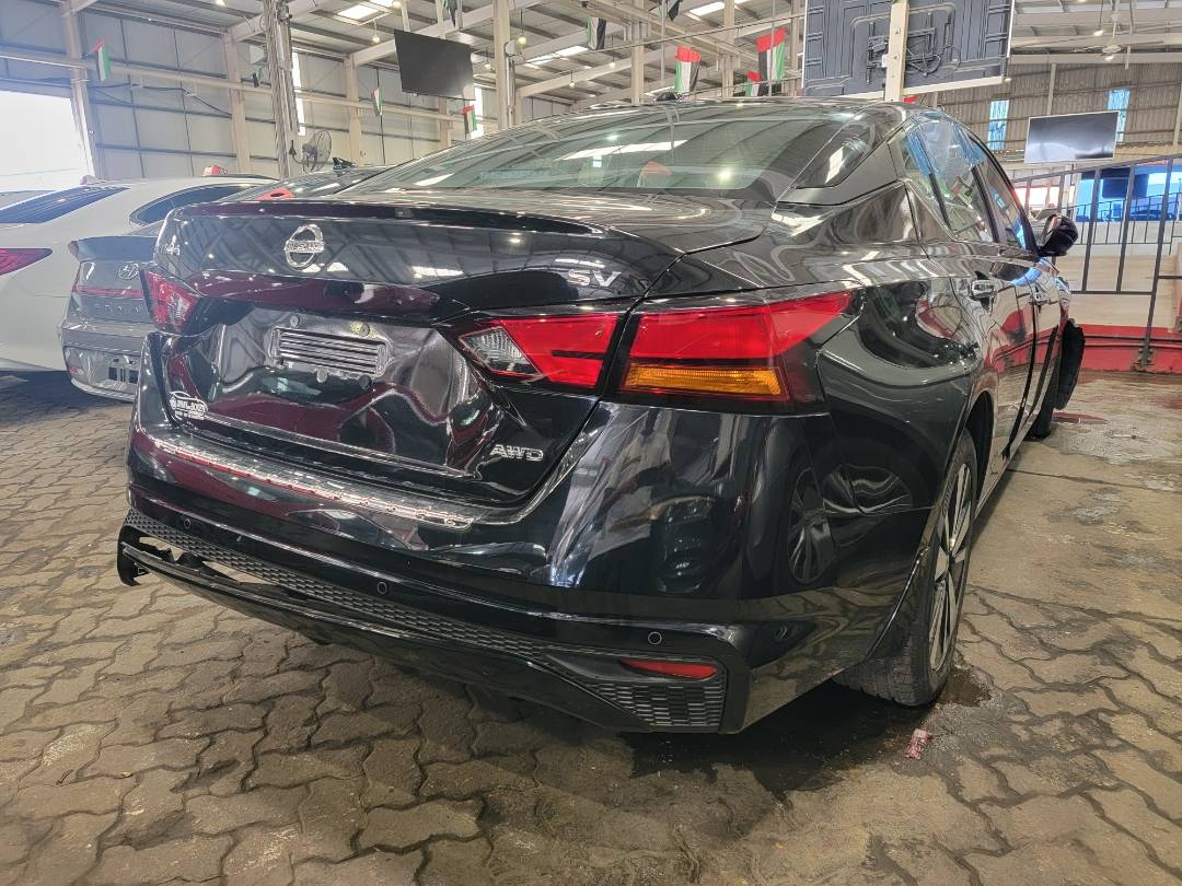 2021 NISSAN ALTIMA — 47924 Miles — Lot 1N4BL4DWXMN383689 — Main - Marhaba Auctions Used Cars - Image 3