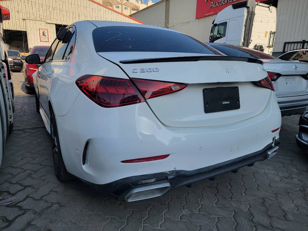 2022 MERCEDES BENZ C300 — 33496 Miles — Lot B8NR009683 — Main - Marhaba Auctions Used Cars - Image 5