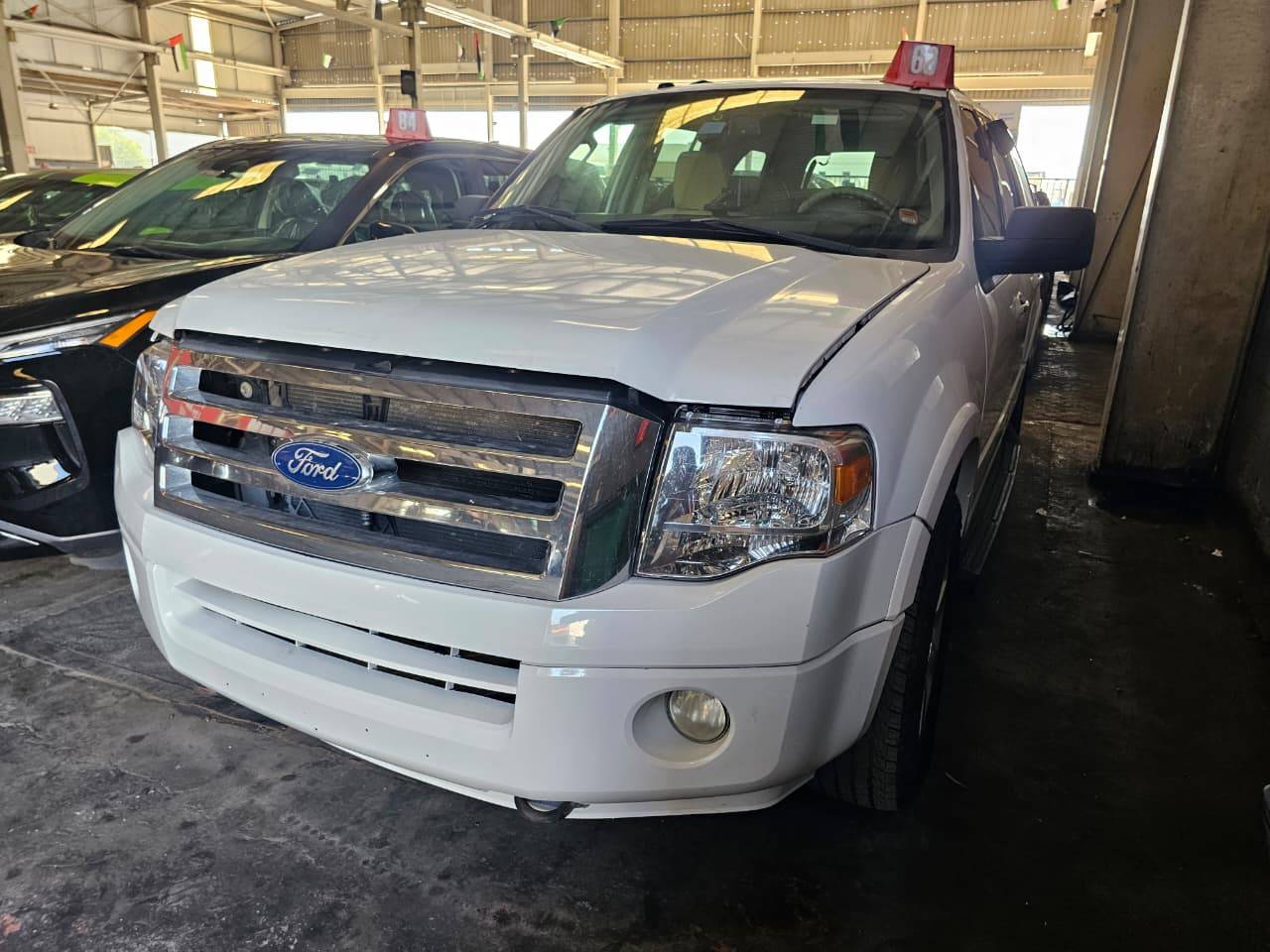 2010 FORD EXPEDITION — 219583 KM — Lot AEA81273 — Main - Marhaba Auctions Used Cars - Image 4