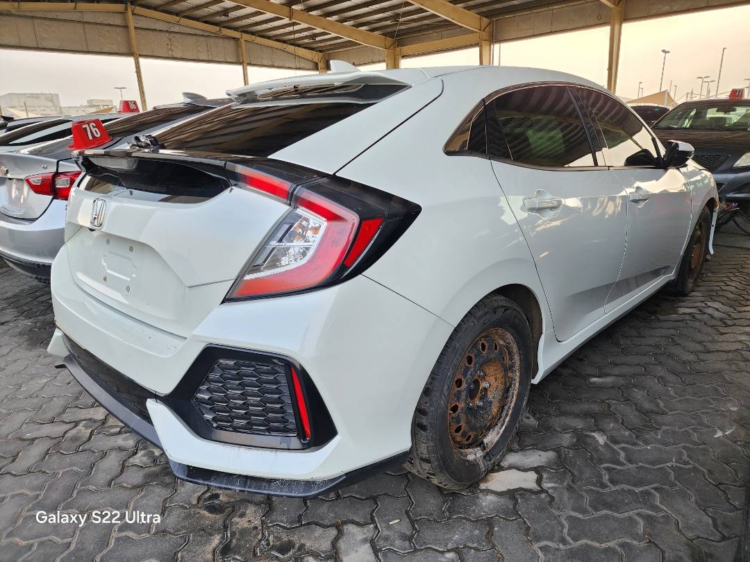 2017 HONDA CIVIC — 159645 KM — Lot 45268354 — Ind. 12 - Marhaba Auctions Used Cars - Image 11