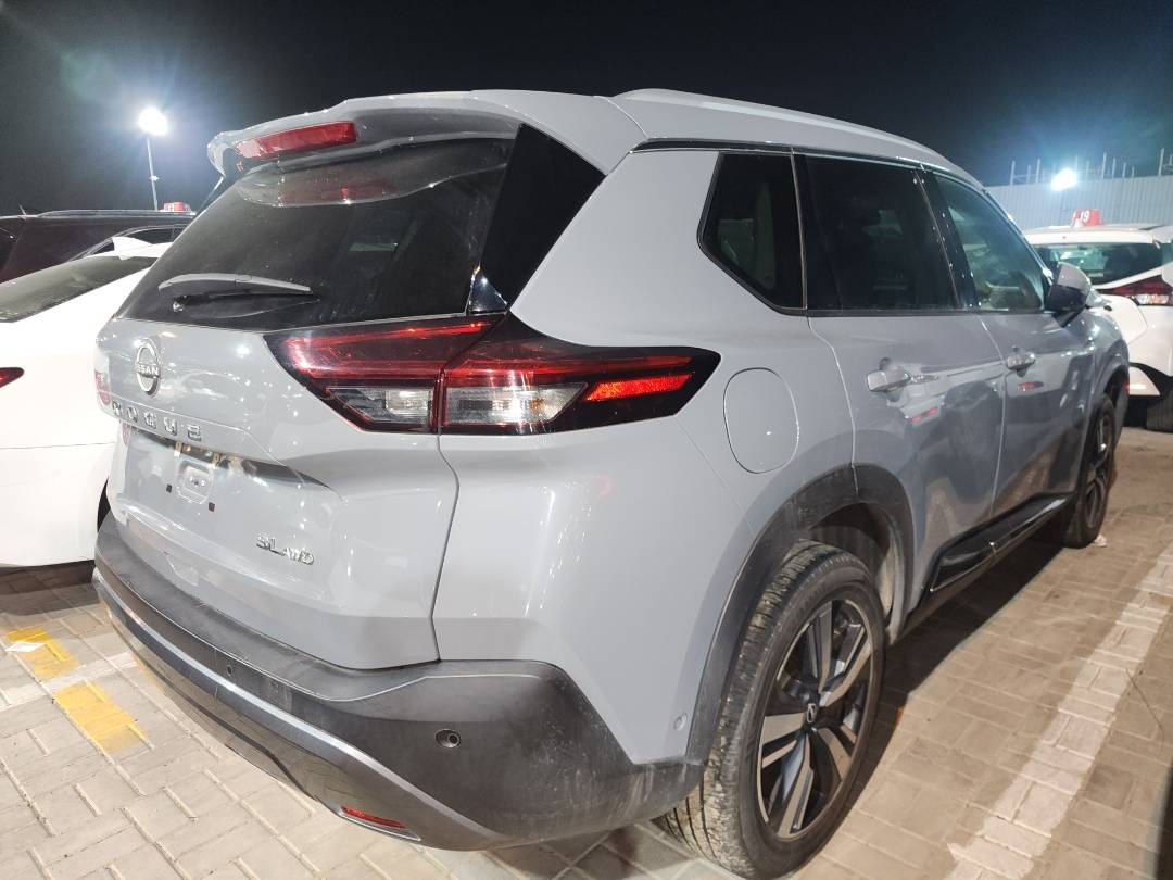 NISSAN ROGUE