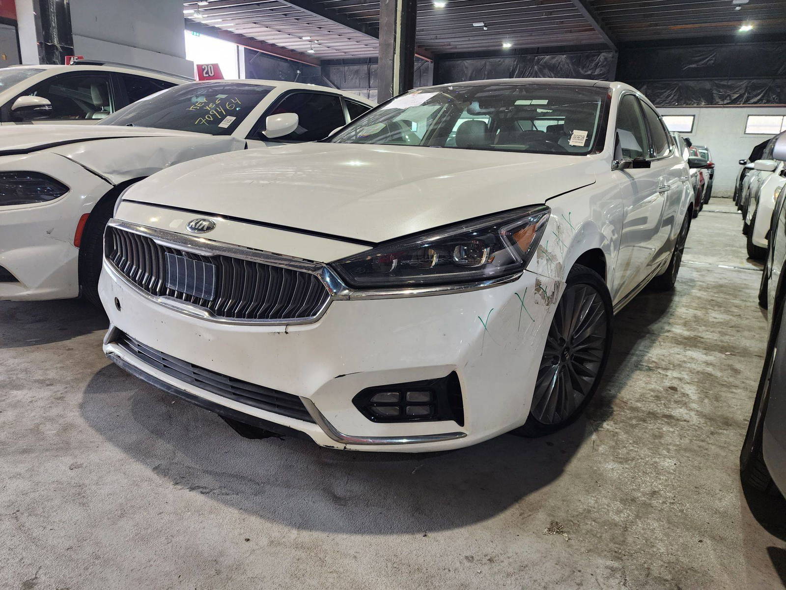 KIA CADENZA 2017 - Marhaba Auction Used Cars - Image 3